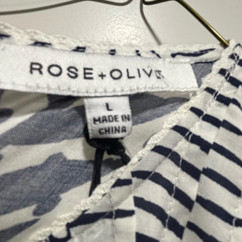 Rose & Olive Navy and White Blouse